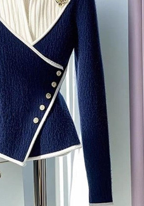 Marlen® | Blauer V-Ausschnitt-Pullover mit Farbblock