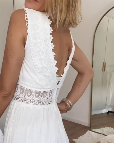 Josefine - Spitzenkleid mit V-Ausschnitt