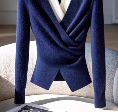 Aria® | Blauer V-Ausschnitt Pullover mit langen Ärmeln